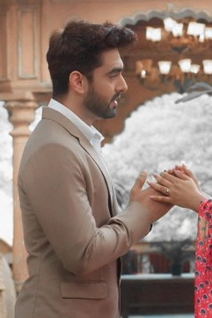 Armaan seeks Surekha's help