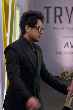 Karthik Seeks Vrinda's Forgiveness