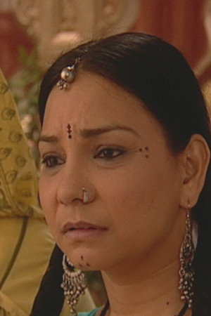 Akshara must to learn to cook