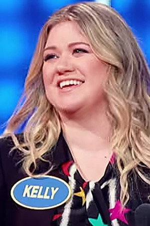 Kelly Clarkson vs Amy Schumer and Bindi Irwin vs Chrissy Metz