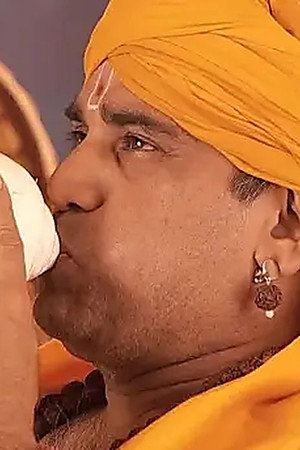 Jodha decides to meet Sujamal