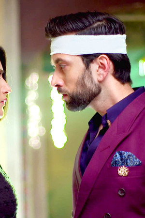 Shivaay Threatens Anika
