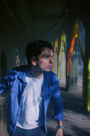 Rahul Sneaks into the Temple