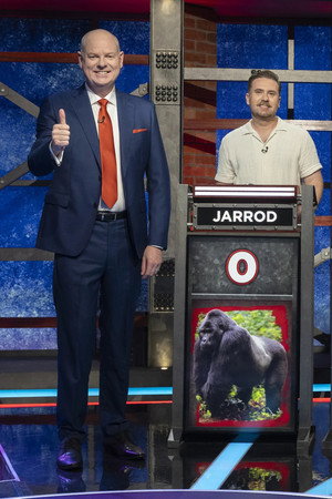 Mountain Gorillas, How I Met Your Mother, Edith Head, & the General Theory of Relativity