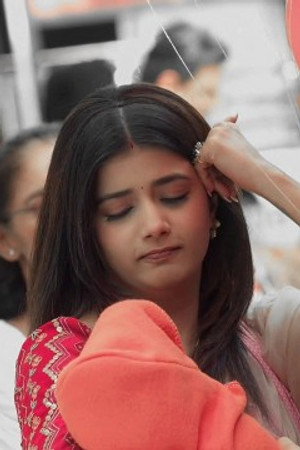 Abhira escapes with Daksh