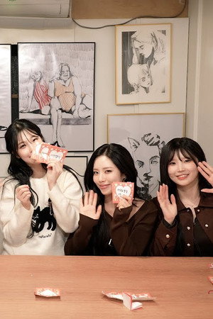 산타가 진짜 있다고?!ㅣ플로버 줄 선물 찾기🎁