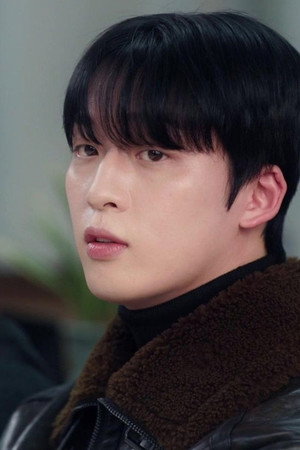 My Bias Appeared!