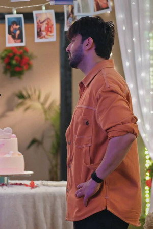 Angad, Vrinda's Rift Deepens