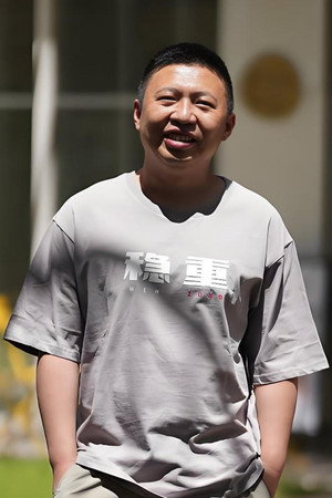 Jun Zhang Jun Zhang