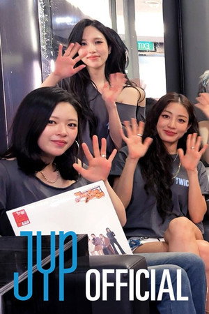 TWICE “ME+YOU” M/V Reaction