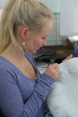 Crash Testing, Delftware, Umbrellas