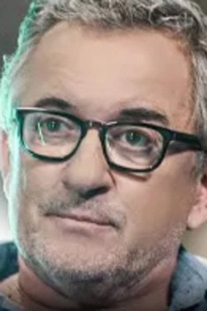 CHRISTOPHE DECHAVANNE: 35 YEARS IN TV, SINGLE LIFE, MEETIC DATES, AND HIS ACTING CAREER