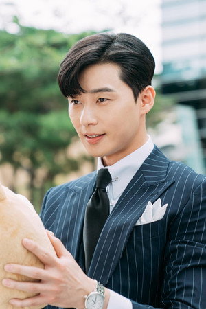 What's Wrong with Vice Chairman Lee?