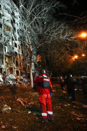 30/09/2026: Russian attacks intensify, US-China ties examined as Ethiopia fears civil war