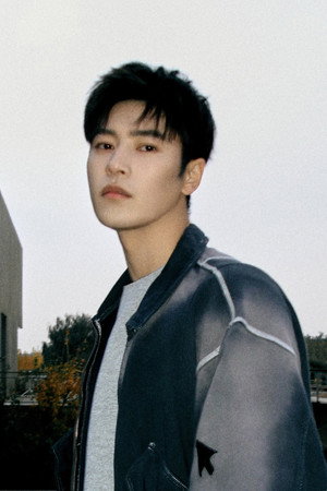 Liang Xuefeng Liang Xuefeng