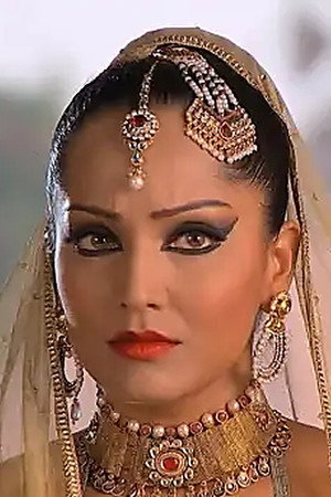 Jalal evaluates Benazir