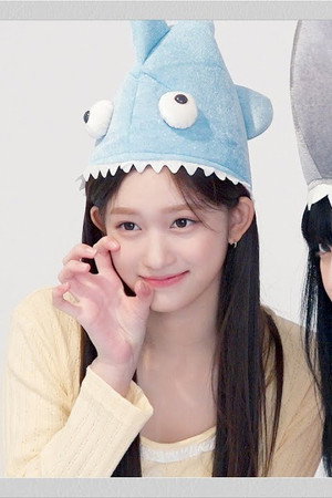 Self-Photo Studio Challenge (with LIZ x LEESEO)