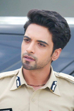 Arjun Stands for Taara