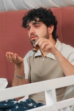 Sanjay accuses Abhir