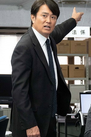Episode 5: The Corpse Standing on Its Head in the Theater!? The Bloodstains of 2:59 AM.... "Strangely Shaped" Weapon