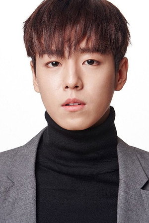 Lee Hyun-woo Lee Hyun-woo