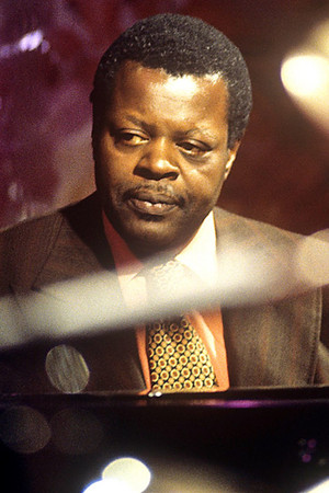 Oscar Peterson [Restored]