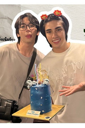 Up surprises his beloved junior Poom on his birthdayIt's Poom's birthday, but I couldn't go to him in the morning because of work. So I planned to surprise him in the evening instead. This is one of the few times in my life that I've succeeded.