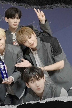 “2025 K-WORLD DREAM AWARDS” Behind