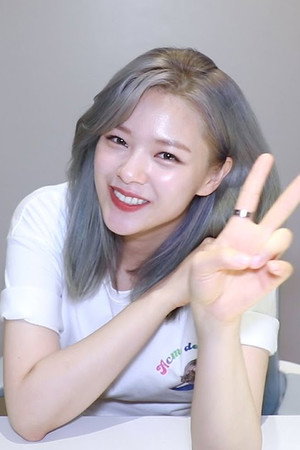 TWICE TV “Finding TWICE’s MBTI” EP. JEONGYEON