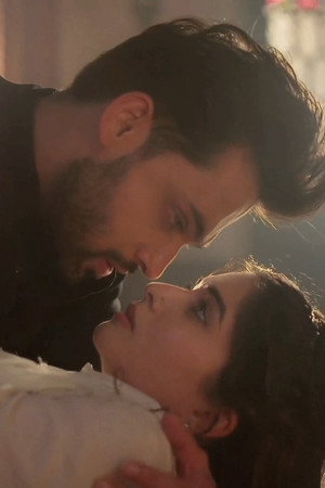 Mahid and Seher, lost in each other
