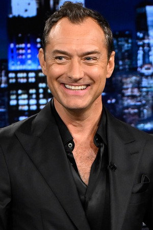 Jude Law, Tom Llamas, Jonathan Groff, A Performance from Just In Time