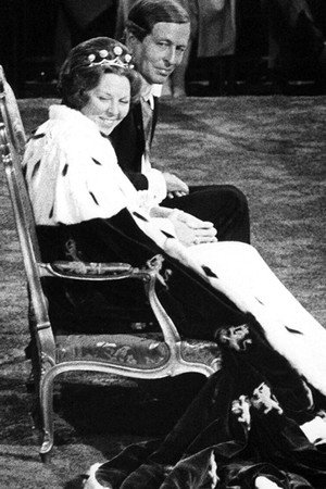 De zware jas van Beatrix
