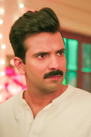 Mannat's Desperate Deal