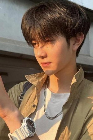 李秋洋 李秋洋