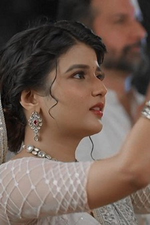 Abhira to fulfill Akshara's dream
