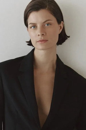 Portrait of Sophie Deahl