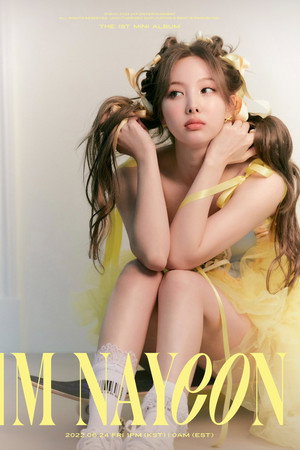 IM NAYEON