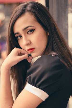 Portrait of Isabela Tiemi