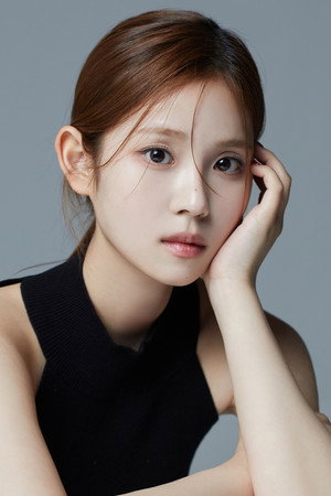 Portrait of Lee Ji-yeon