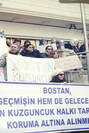 Ilya's Kuzguncuk Garden poster