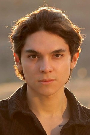 Elliot Alva