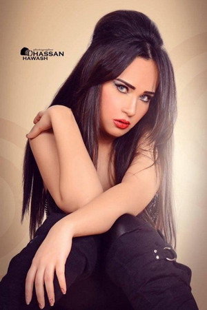 Portrait of رنا الهواري