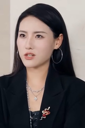 Portrait of Liu Mei Yi