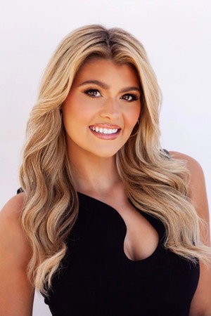 Portrait of Shailey Ringenbach