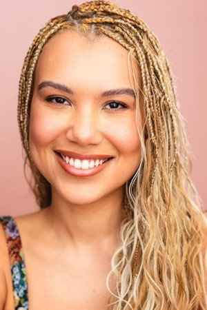 Portrait of Melissa Rakiro