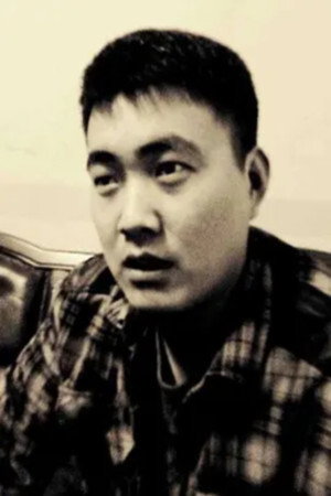 Portrait of Yiqiang Zang