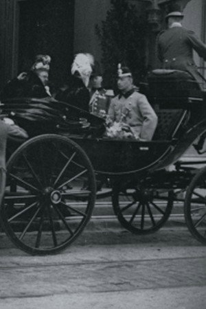 Intocht van hertog Hendrik van Mecklenburg en H.M. de koningin aan het Staatsspoor te 's-Gravenhage