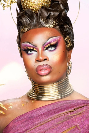 Portrait of Luna DuBois