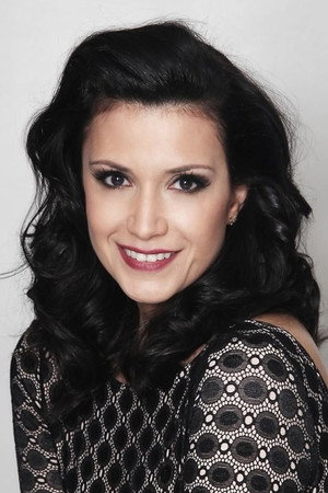 Portrait of Estela Ribeiro
