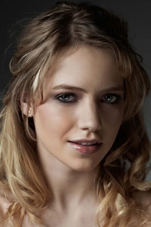 Portrait of Sarah Jülich